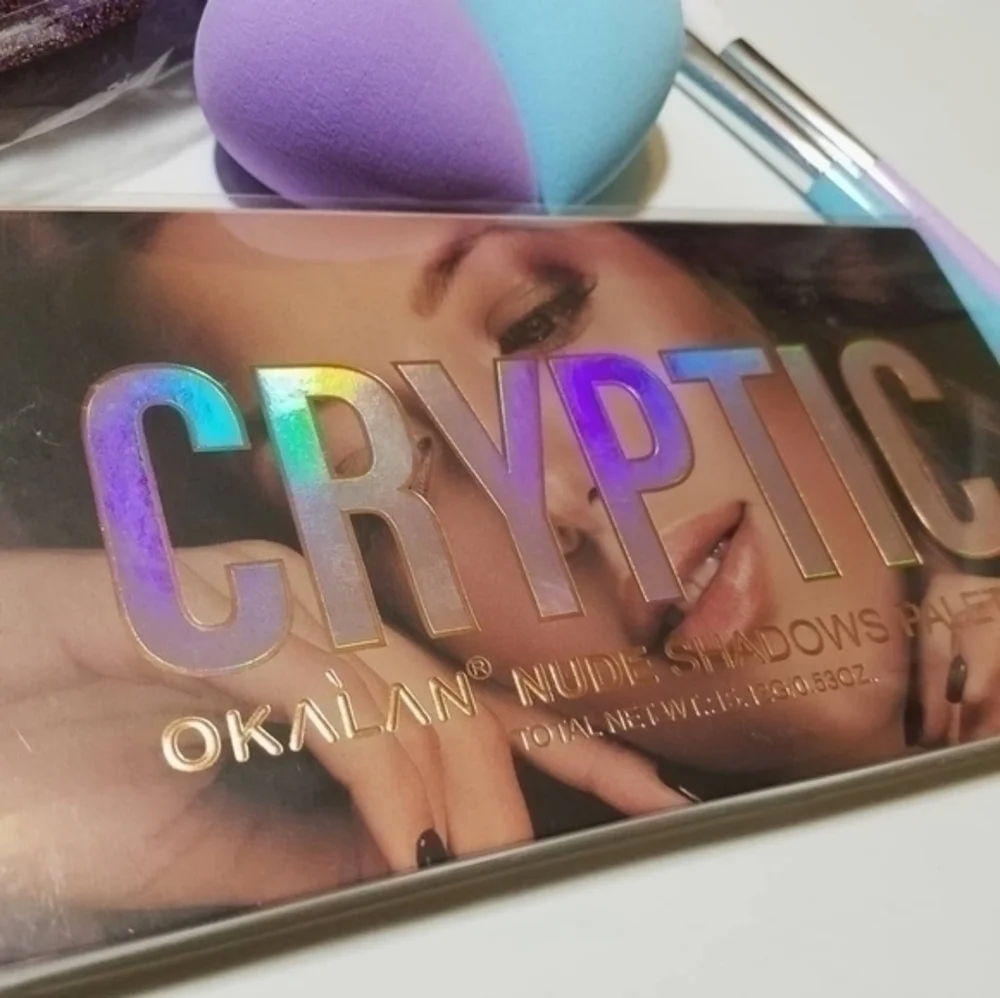Cryptic Nudes Eyeshadow Beauty Bundle